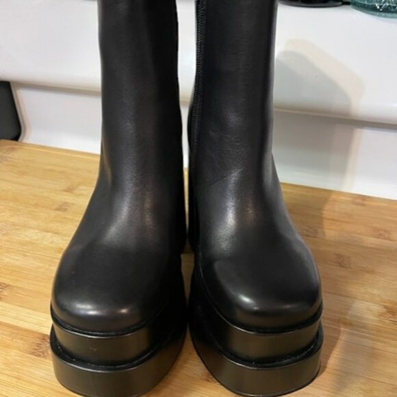 Retro 1970s Cobra Leather Platform Boots - Picture 2 of 16